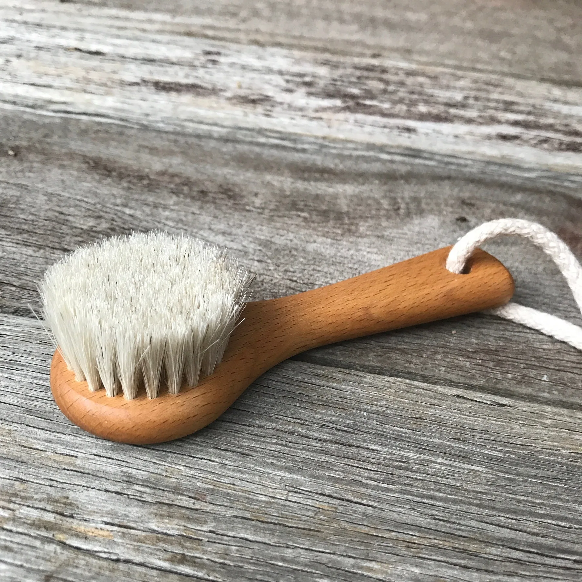 Goats Hair Face Brush